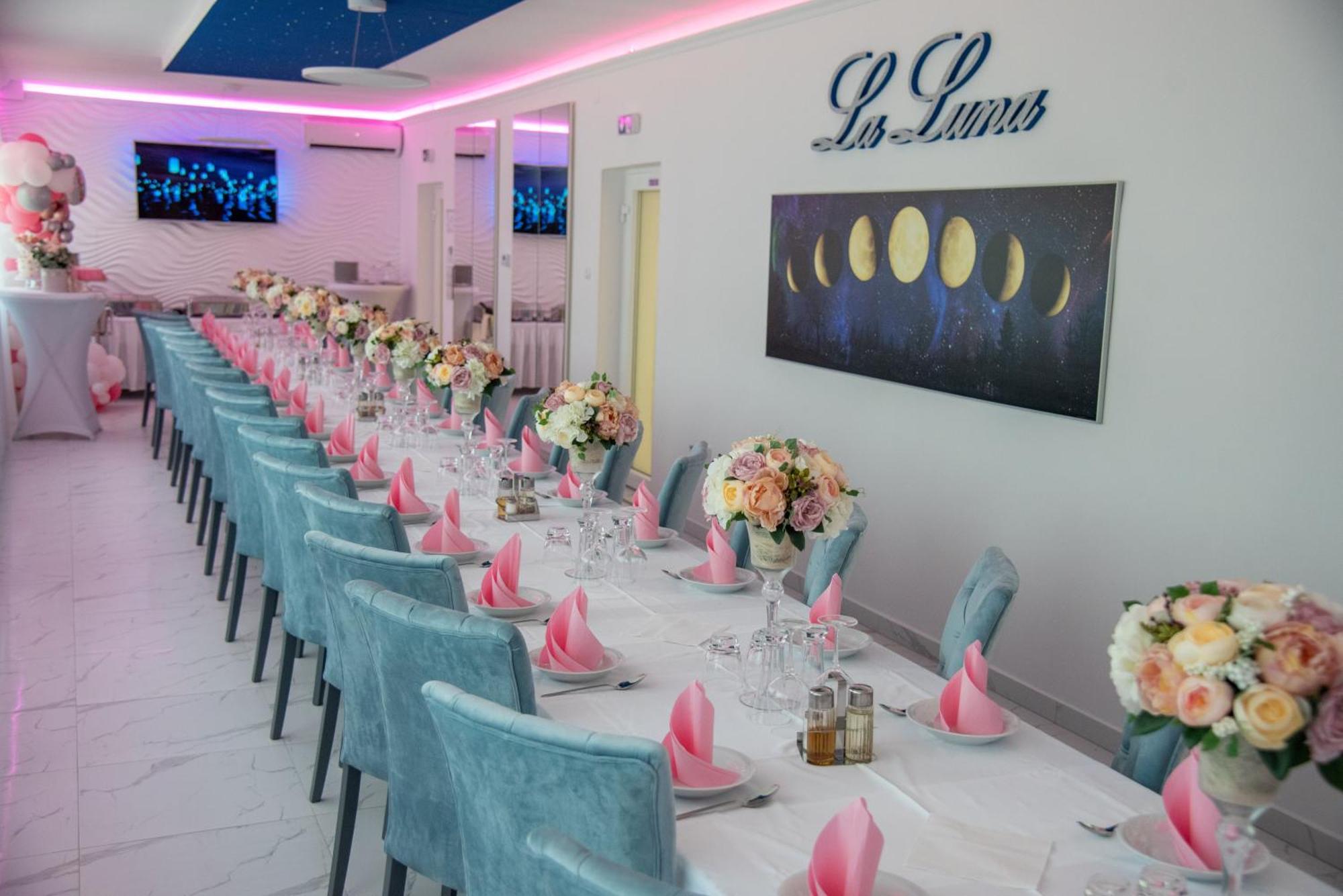 La Luna Premium Deluxe Apartment With Free Jacuzzi, Bikes & Covered Parking Nasice 외부 사진