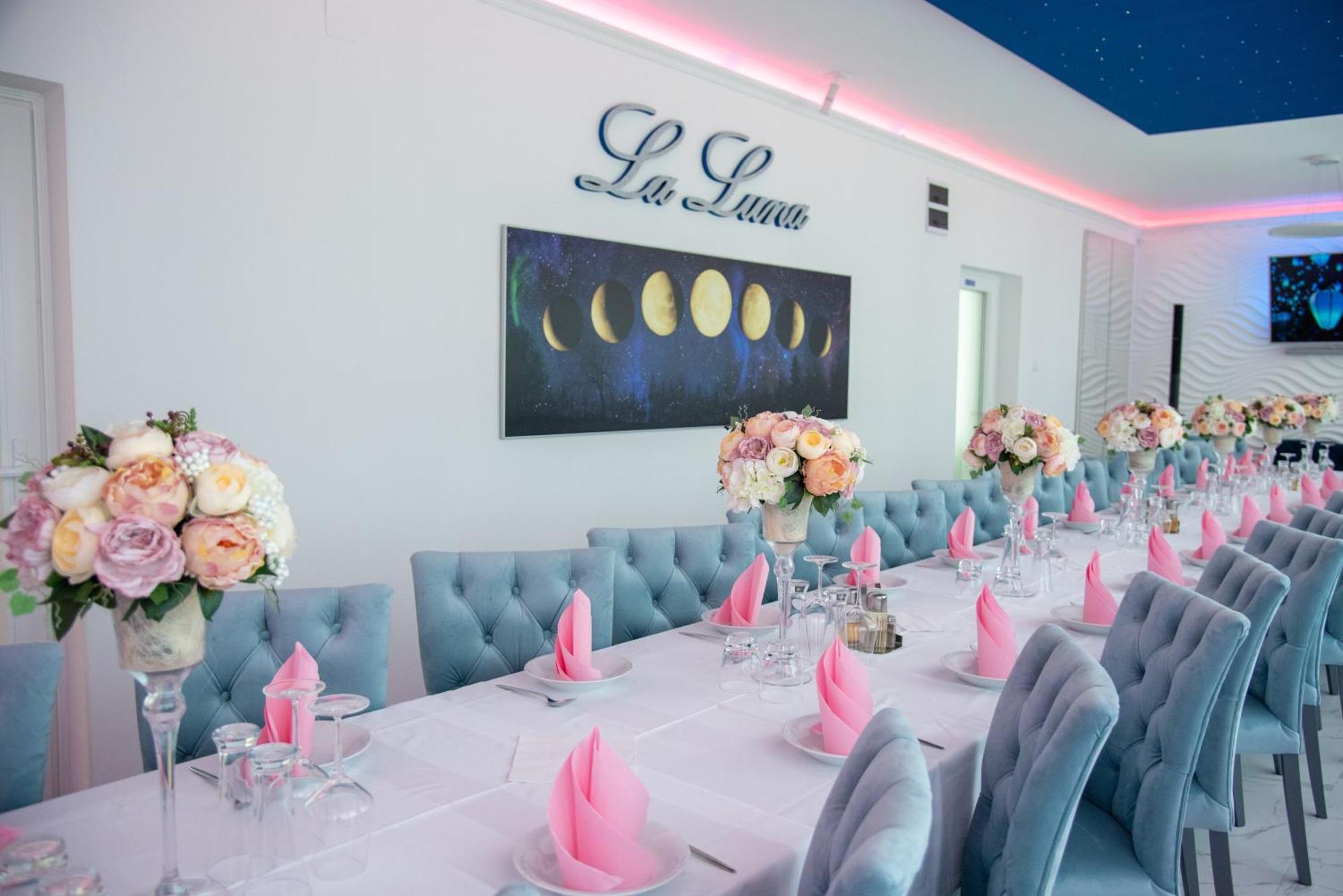 La Luna Premium Deluxe Apartment With Free Jacuzzi, Bikes & Covered Parking Nasice 외부 사진